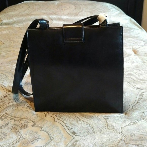 NEW Elegant Black Faux Leather Shoulder/Cross-Body Bag, Gold-tone Clasp - Picture 5 of 11